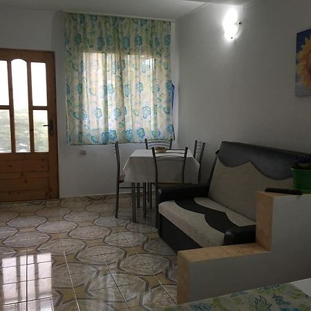 Apartamente Rodica 데포리노드 외부 사진