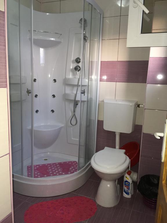 Apartamente Rodica 데포리노드 외부 사진