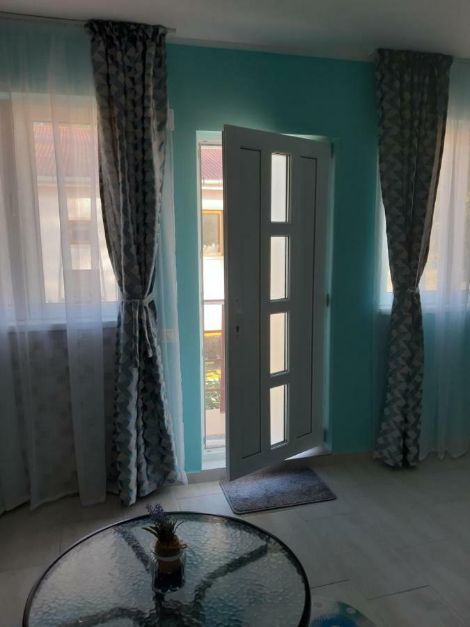 Apartamente Rodica 데포리노드 외부 사진